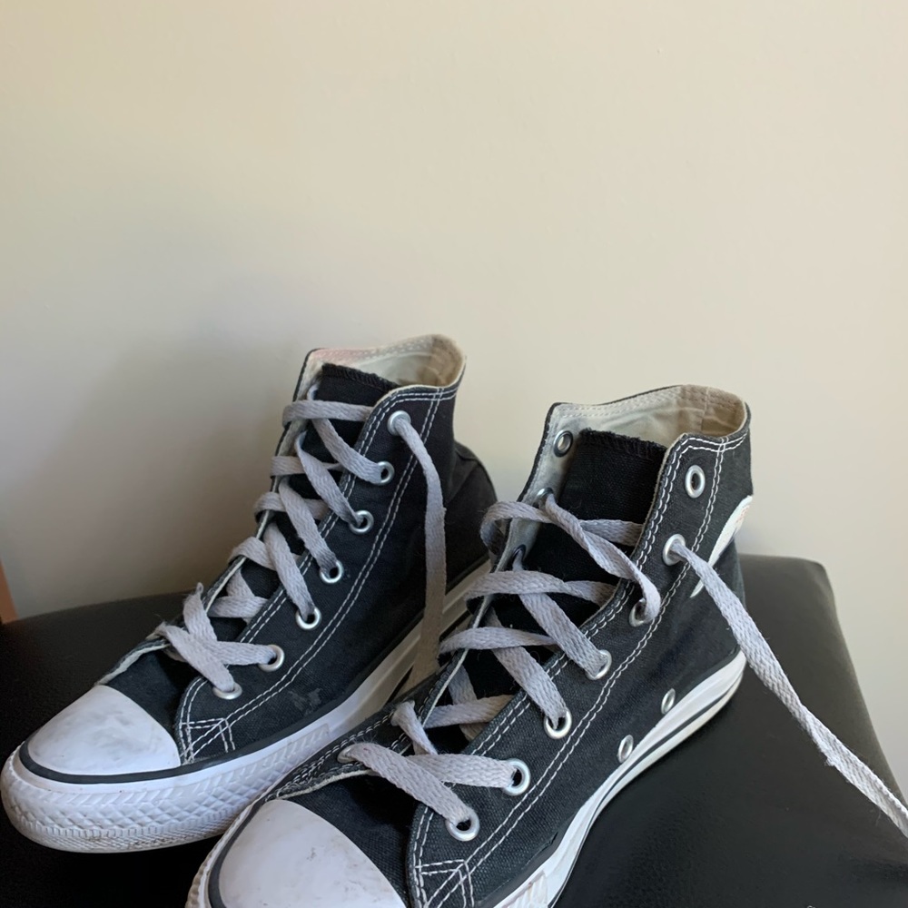 Black converse high tops